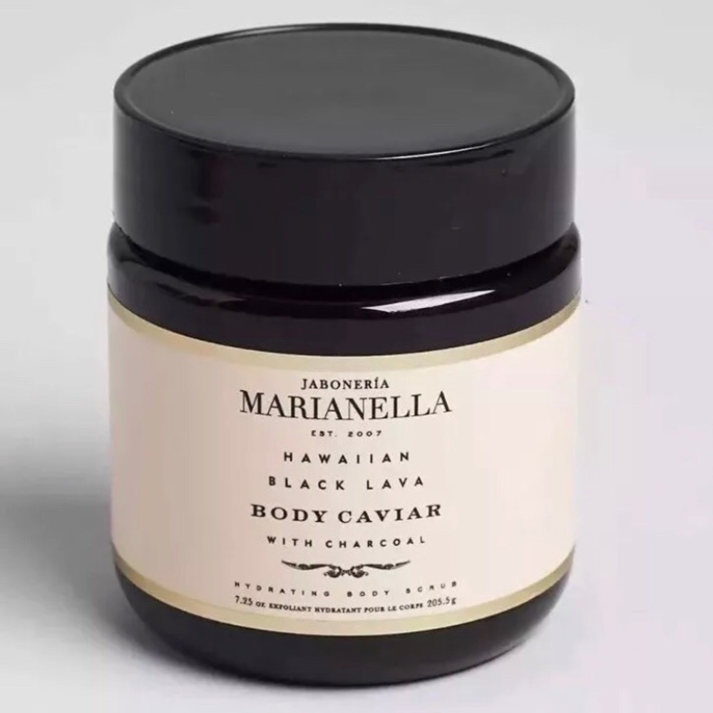 Jaboneria Marianella Hawaiian Black Lava Scrub